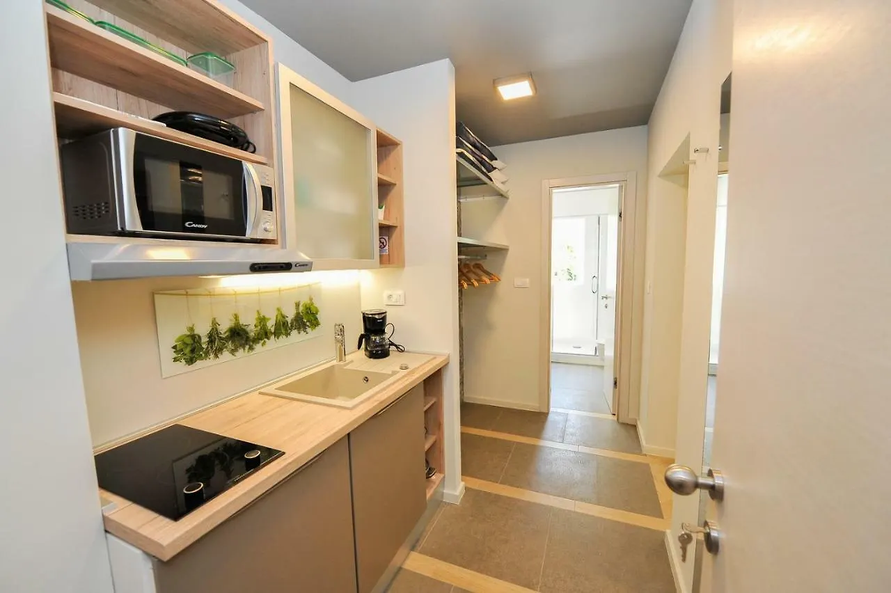 Studio Apartman Buba Apartment Split
