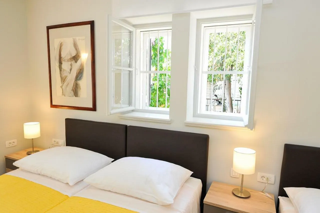 Studio Apartman Buba Apartment Split